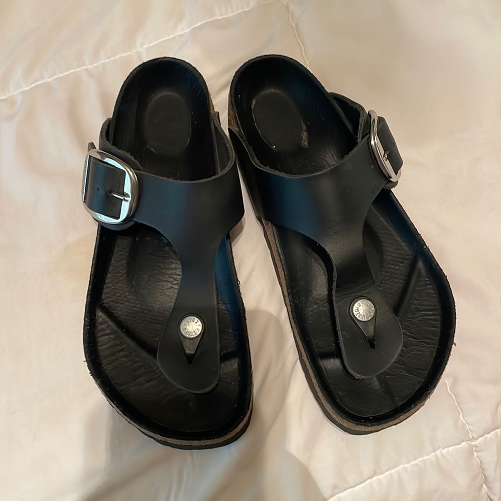 Big buckle Gizah Birkenstocks